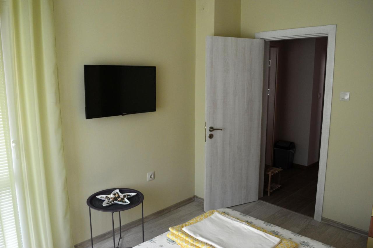 Hotel Yanis Černomorec Exteriér fotografie