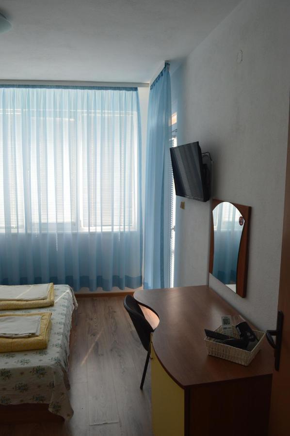Hotel Yanis Černomorec Exteriér fotografie