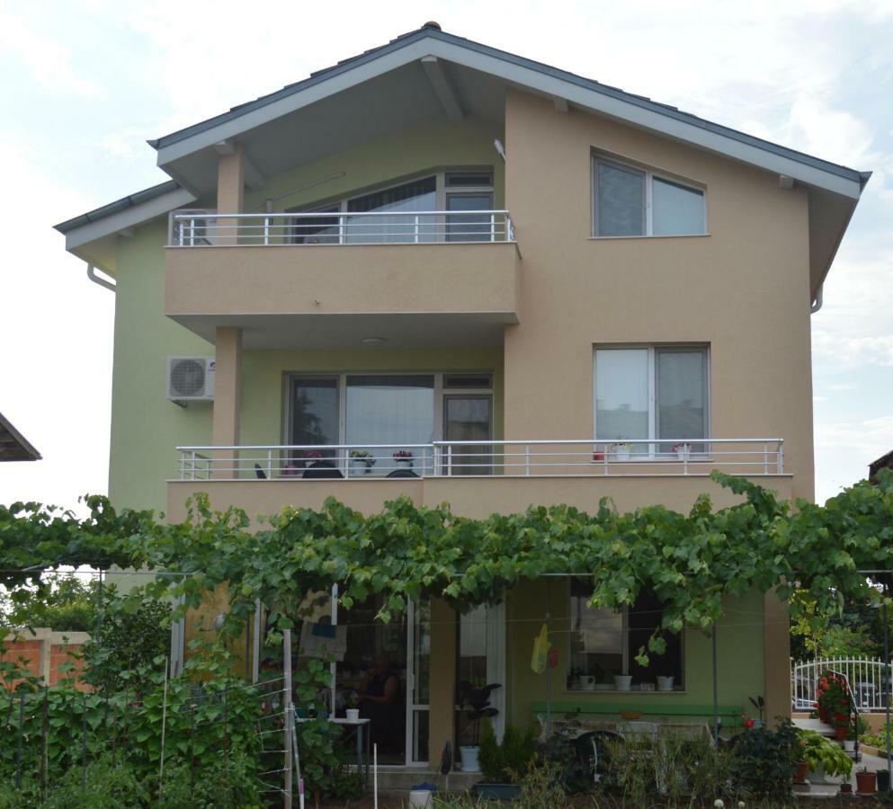 Hotel Yanis Černomorec Exteriér fotografie