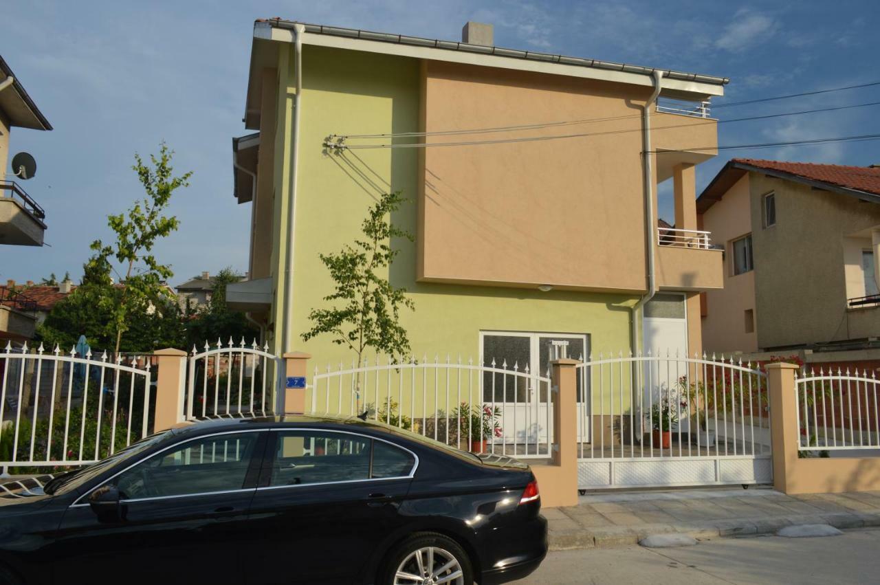 Hotel Yanis Černomorec Exteriér fotografie